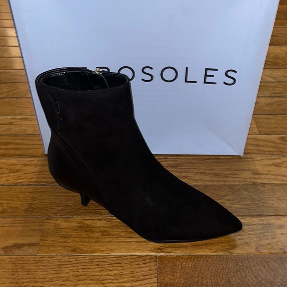 Aerosoles Leather Levanto Kitten Heel Ankle Boots All Black Women’s Size 5 NIB - Picture 1 of 14